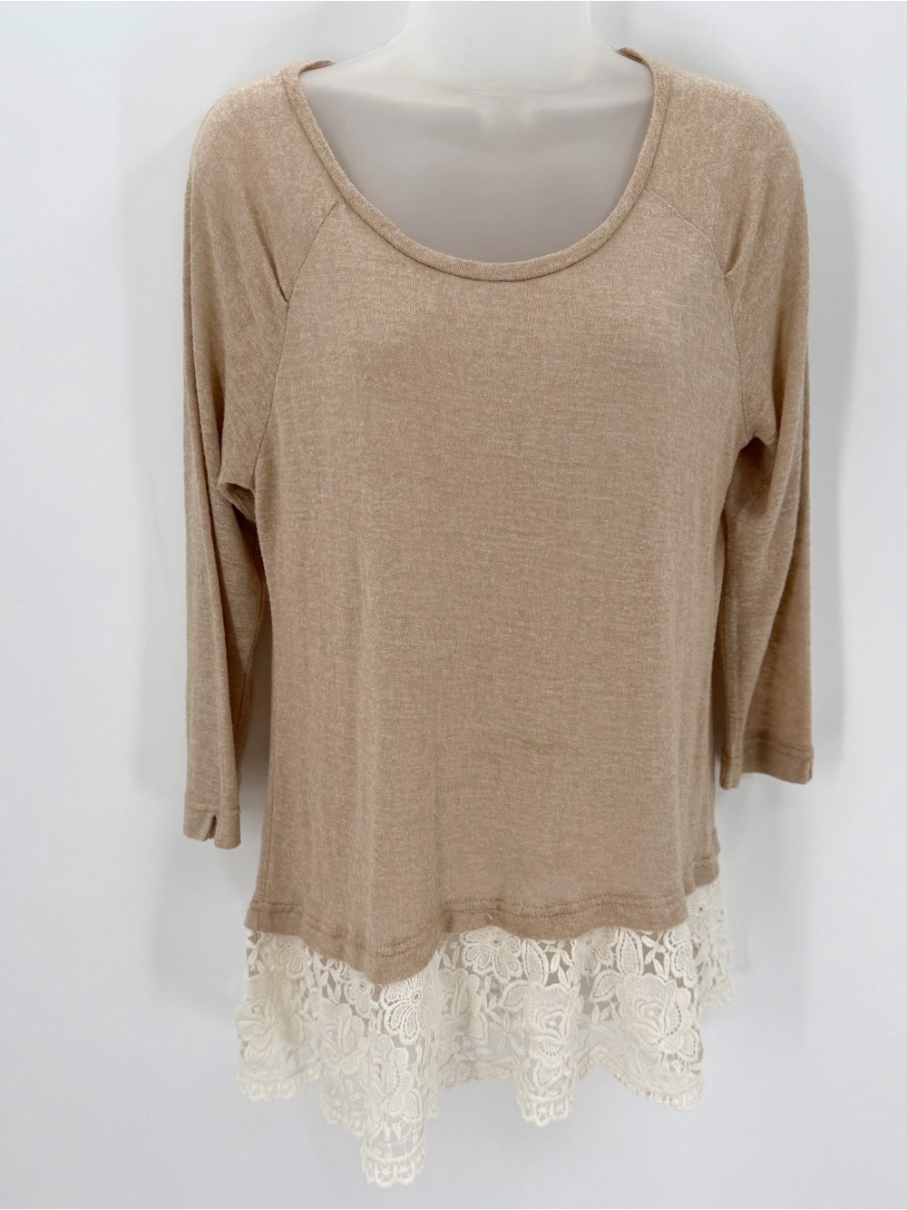 EYESHADOW Top Juniors L Beige Knit Lace Hem Trim 3/4 Sleeve Boho Neutral Casual